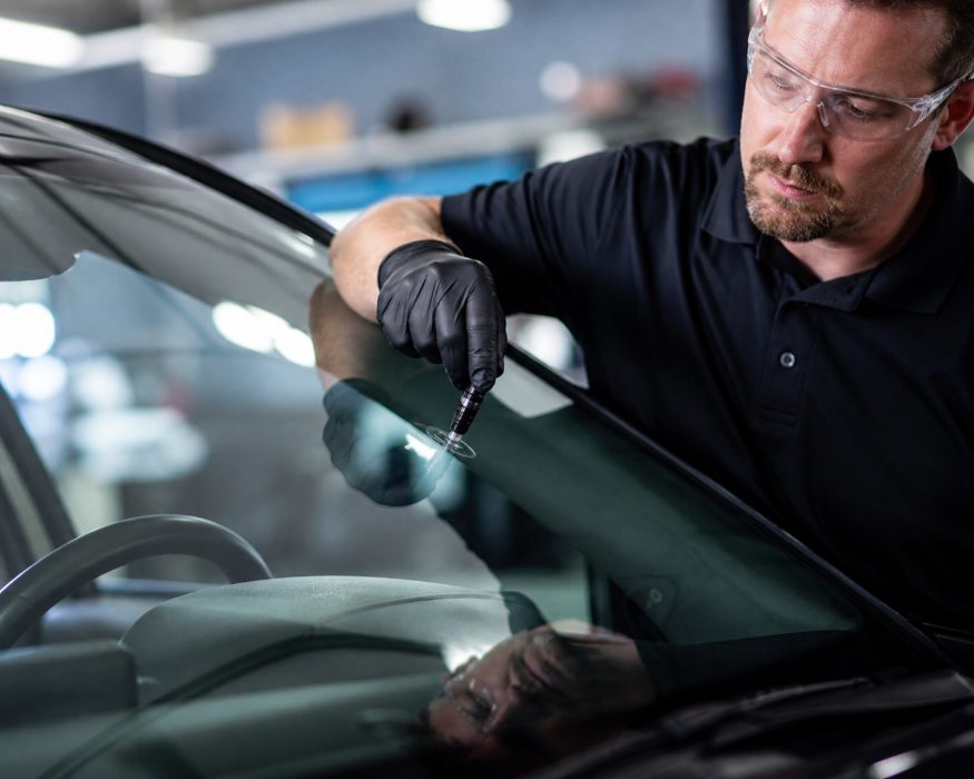 Auto glass repair technician in Fresno, CA